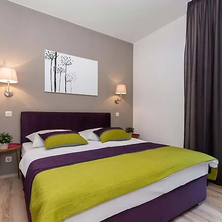 Apartment Zulijani A1 & A2 * Рабац