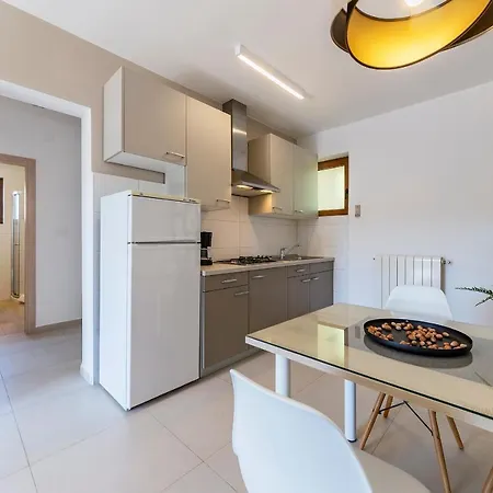 Apartment Zulijani A1&A2