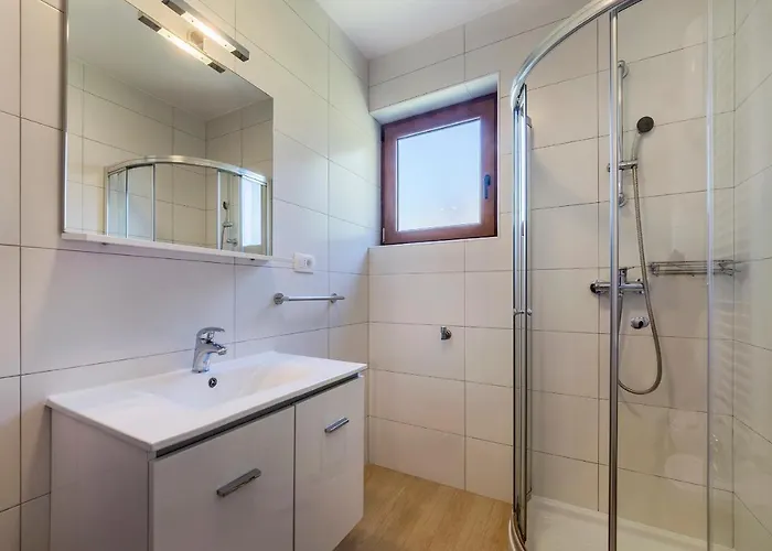 Lägenhet Zulijani A1 & A2 *